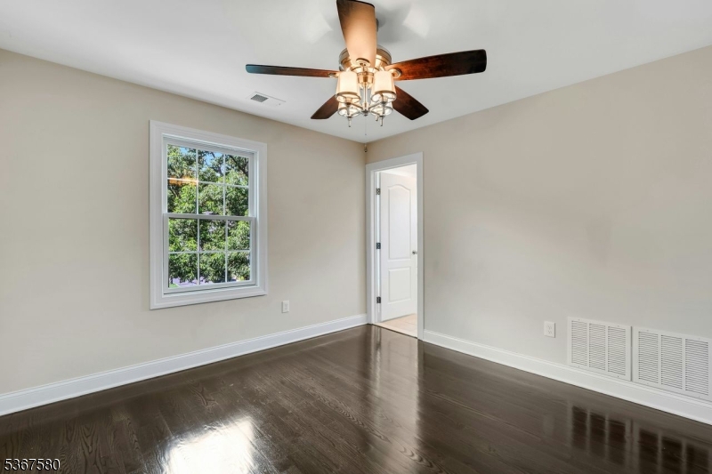 Knollwood Section - Residential