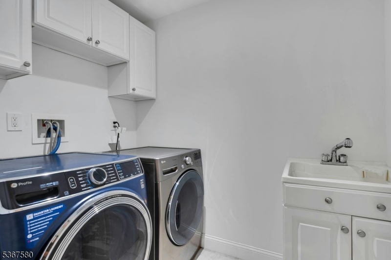 Knollwood Section - Residential