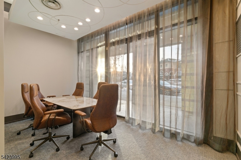 Carriage City Plaza - Residential