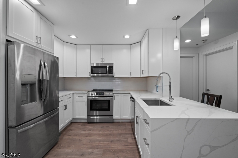 Carriage City Plaza - Residential