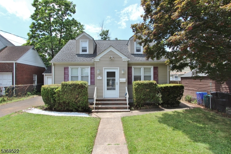 Rahway City, New Jersey 07065, United States, 3 Bedrooms Bedrooms, ,1 BathroomBathrooms,Residential,Active,165509 Rahway City, New Jersey 07065, United States, 3 Bedrooms Bedrooms, ,1 BathroomBathrooms,Residential,Active,165509