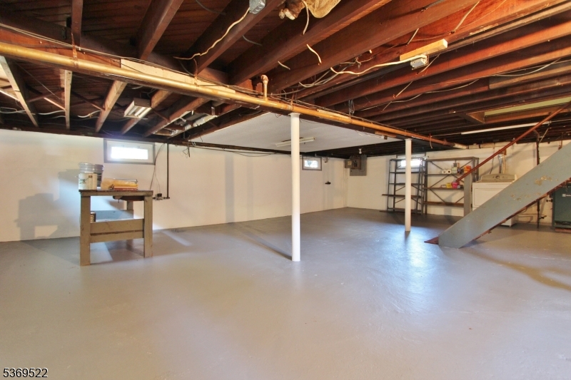 Rahway City, New Jersey 07065, United States, 3 Bedrooms Bedrooms, ,1 BathroomBathrooms,Residential,Active,165509