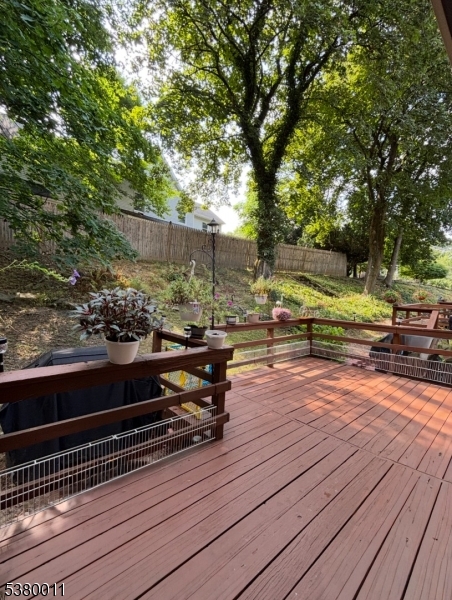 Wyker Rd Condo Association - Residential