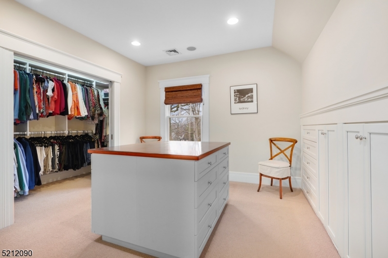 North Summit - Residential