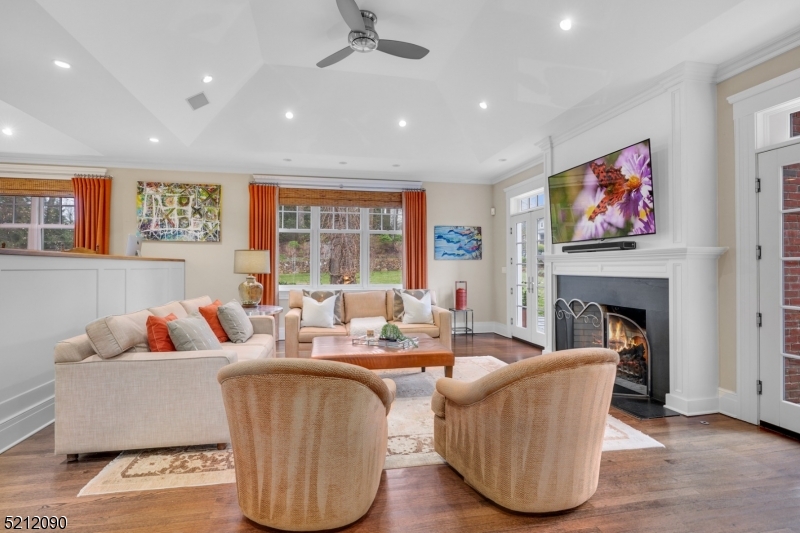 North Summit - Residential