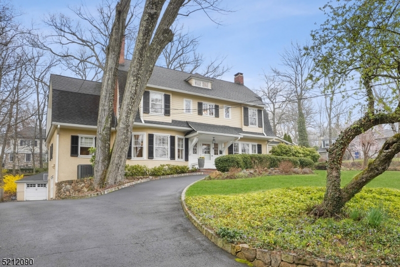 North Summit - Residential