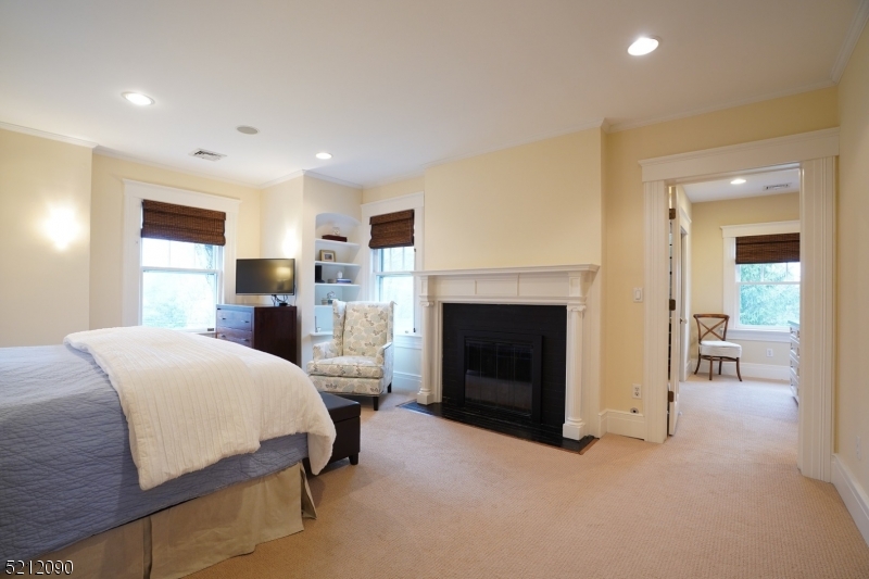 North Summit - Residential