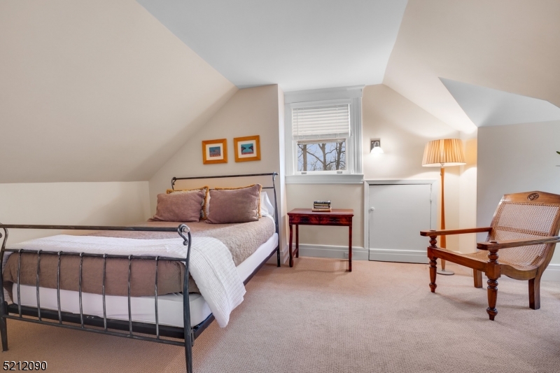 North Summit - Residential