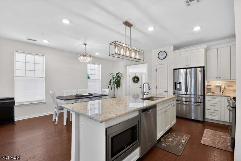 Regents Wharf - Residential