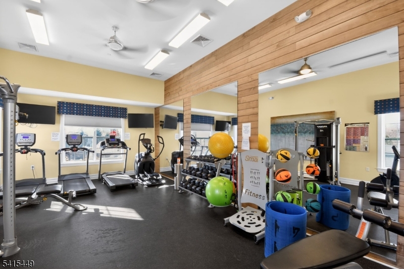 Regents Wharf - Residential