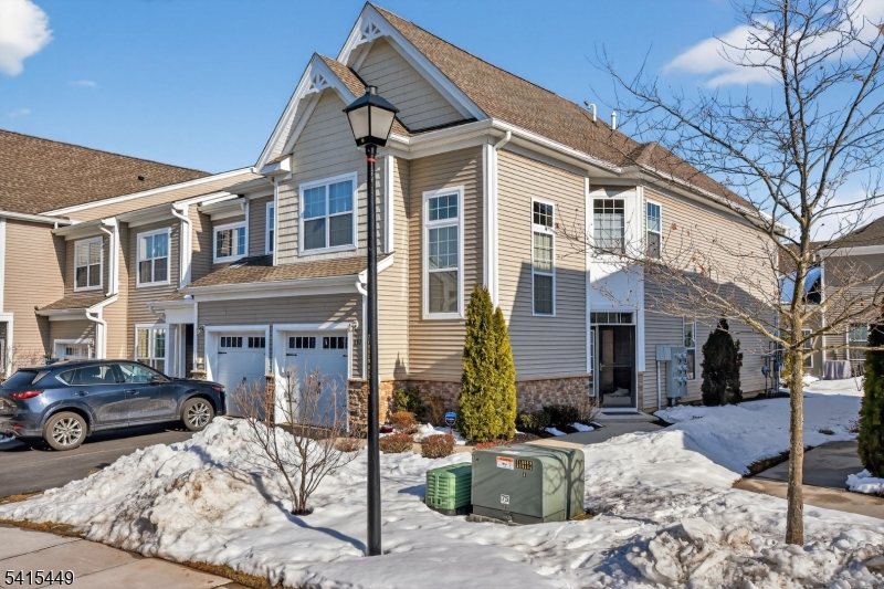 Regents Wharf - Residential