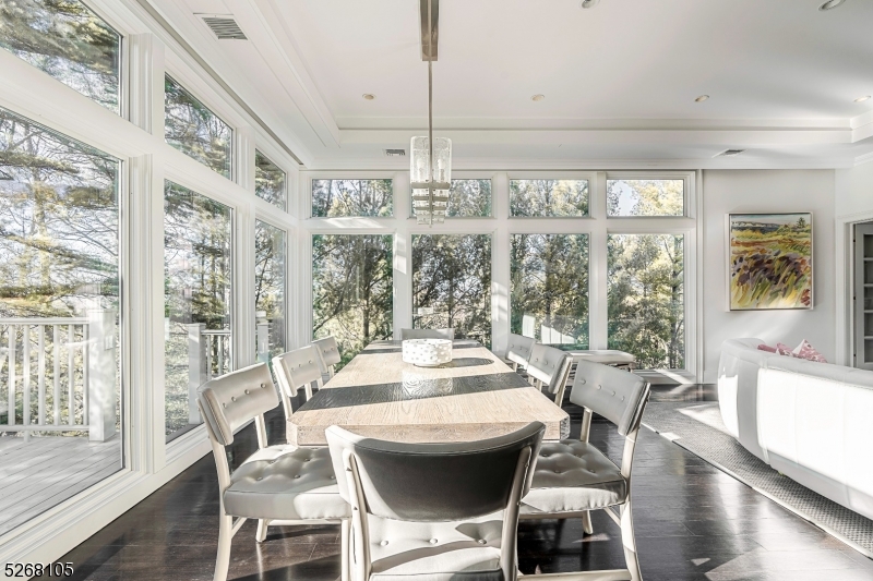 CHESTNUT HILL - Residential