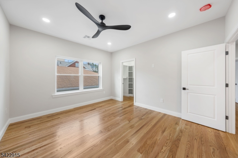 Elmora - Residential