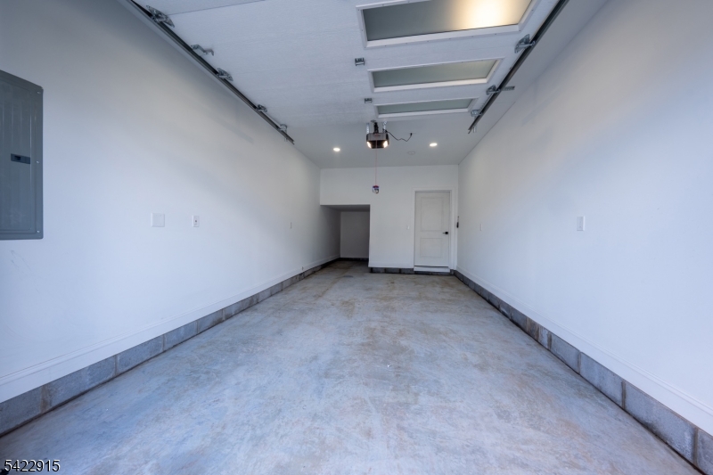 Elmora - Residential