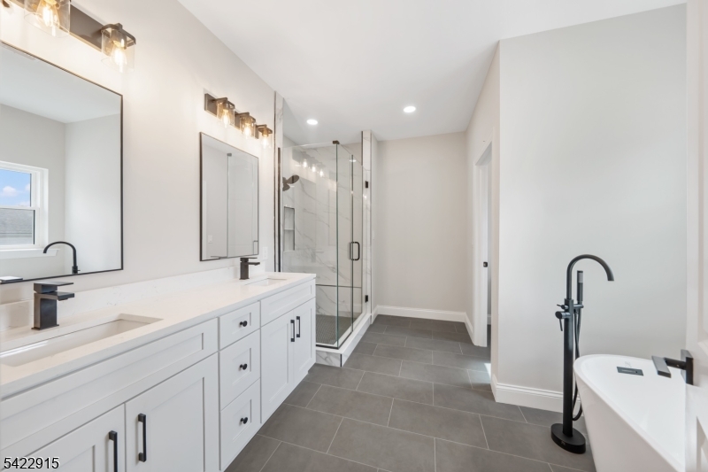 Elmora - Residential