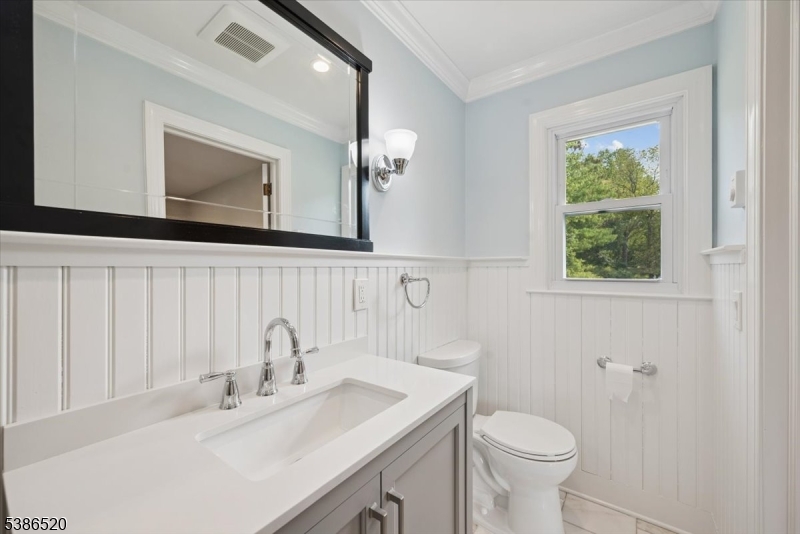 Bridgewater Twp., New Jersey 08807, United States, 3 Bedrooms Bedrooms, ,2 BathroomsBathrooms,Residential,Pending,216249