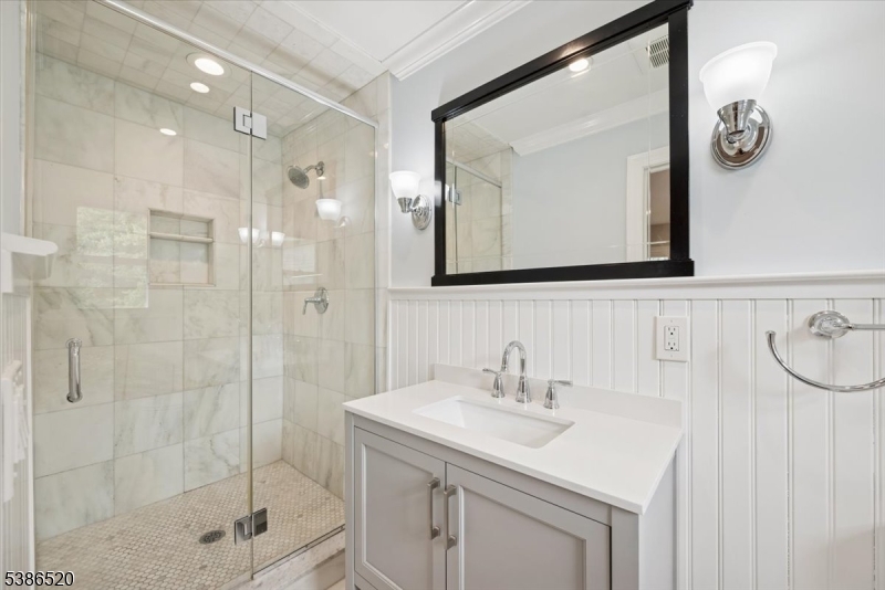 Bridgewater Twp., New Jersey 08807, United States, 3 Bedrooms Bedrooms, ,2 BathroomsBathrooms,Residential,Pending,216249