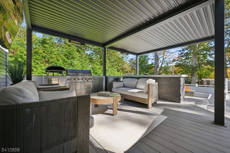 Riker Hill - Residential