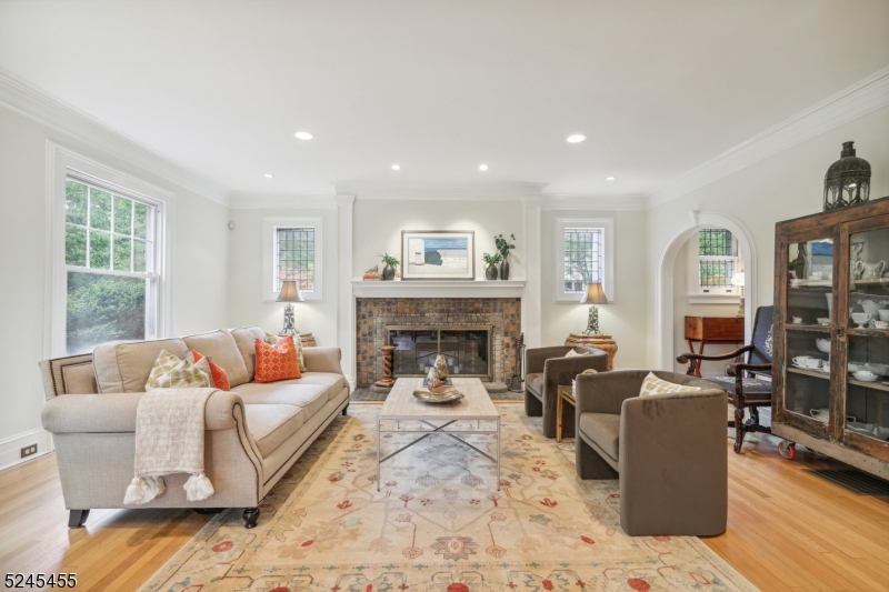 Montrose - Residential