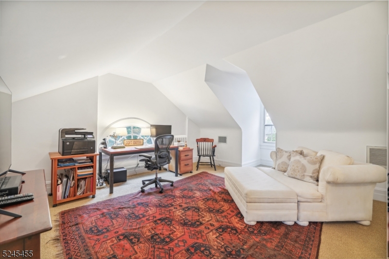 Montrose - Residential