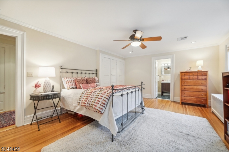 Montrose - Residential