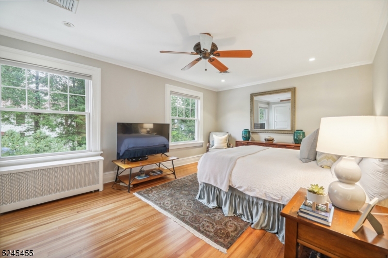 Montrose - Residential