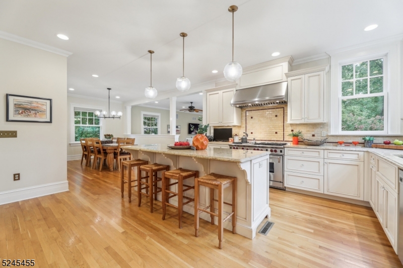 Montrose - Residential