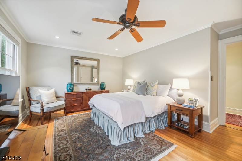 Montrose - Residential