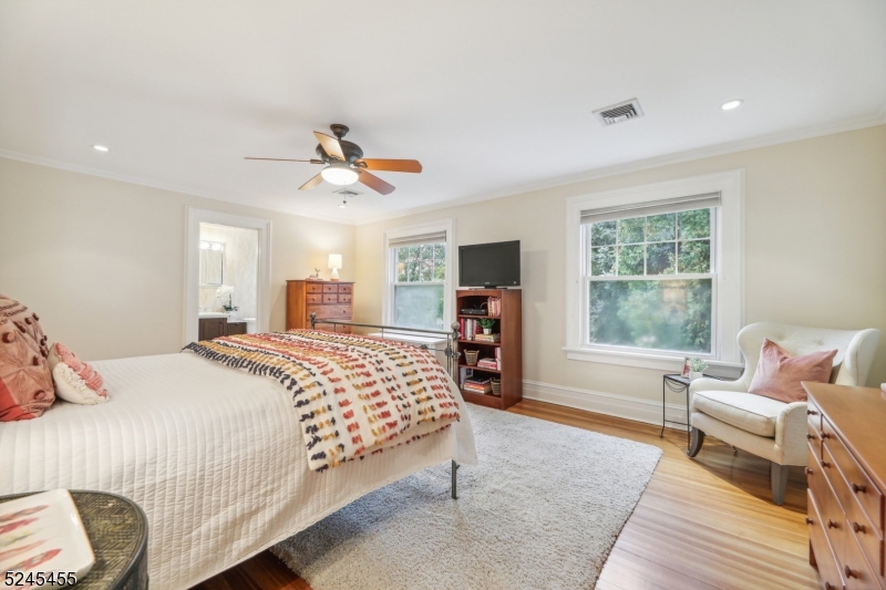 Montrose - Residential