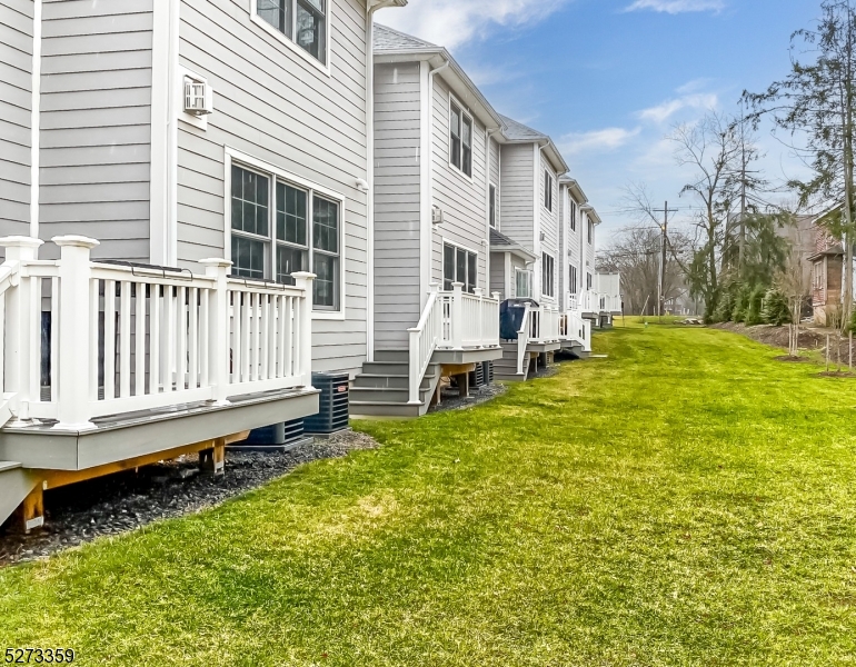 Dahlia Brook Townhomes - Residential