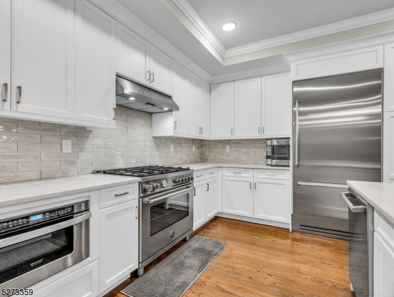 Dahlia Brook Townhomes - Residential