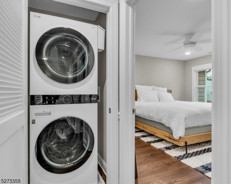 Dahlia Brook Townhomes - Residential