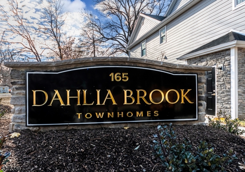Dahlia Brook Townhomes - Residential