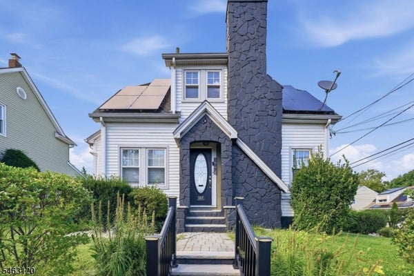 107 PALISADE AVE, BERGENFIELD, NJ 07621 - Image b3140639a9f4d73c8f3405bea41a4dbe/332854028