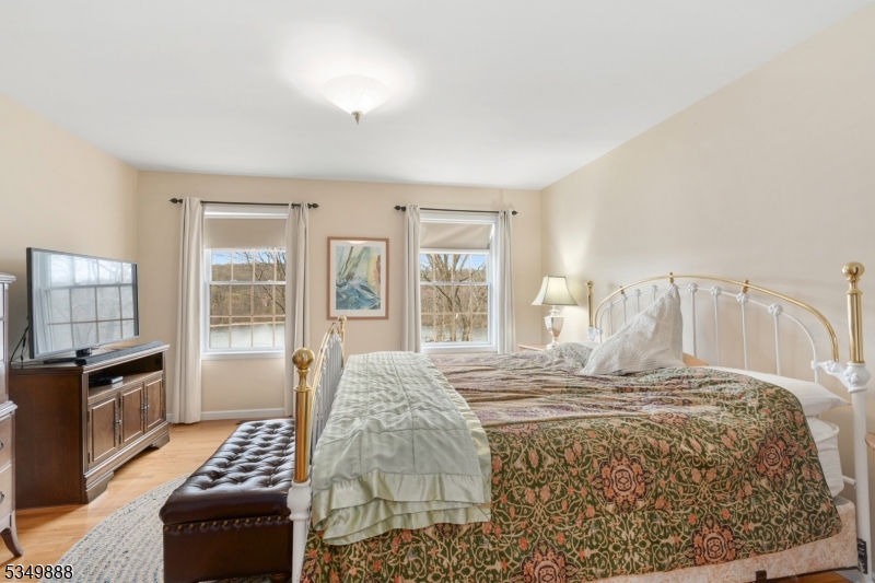 Sunset Lakes - Residential