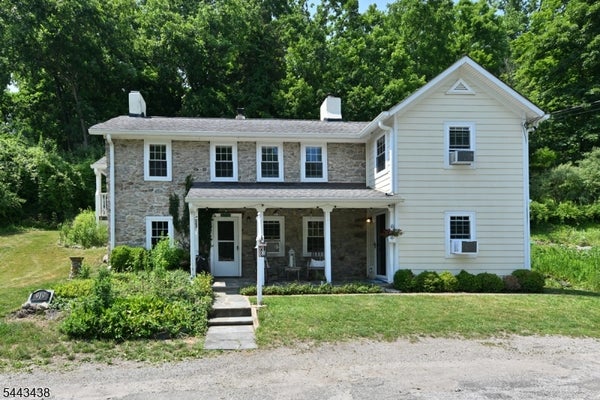 919 WALL ST, NEWTON, NJ 07860 - Image b32b1b8e86f3bc0dc83a36b44d55b7c4/3608735193