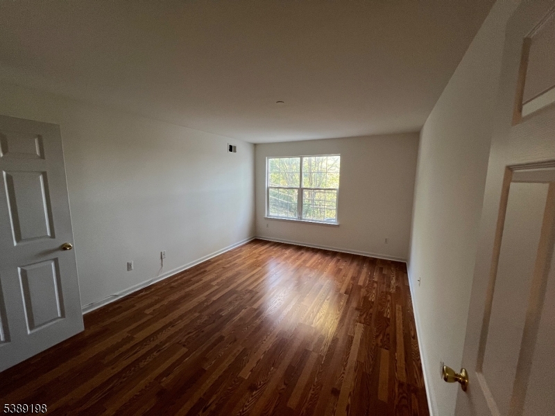 Seasons Glen - Residential