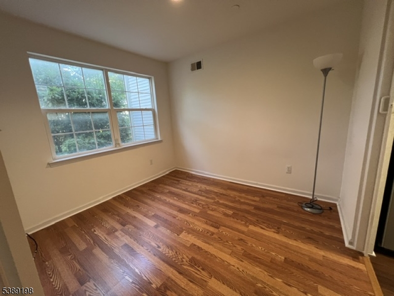 Seasons Glen - Residential