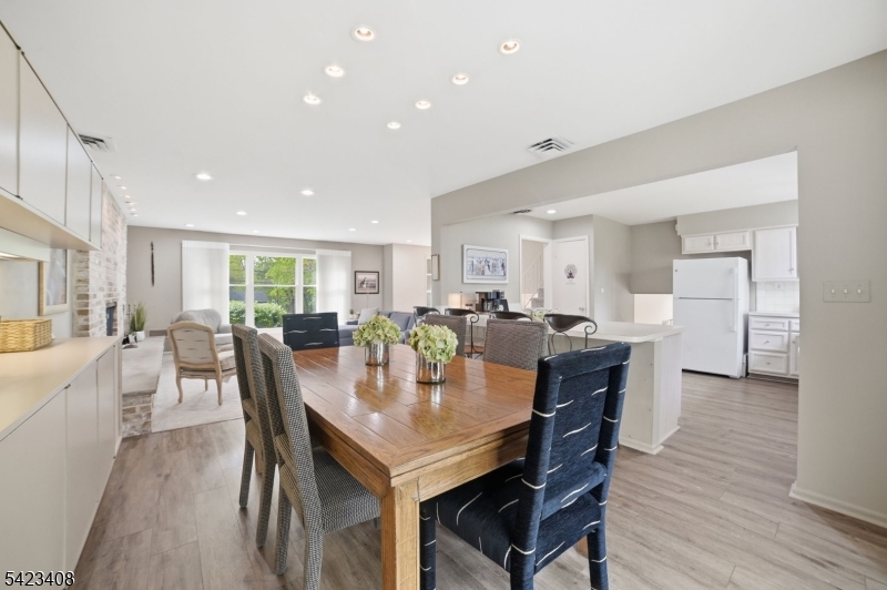 Broadlawn - Residential