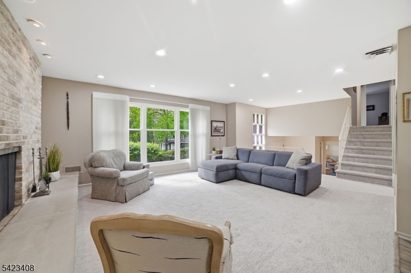 Broadlawn - Residential