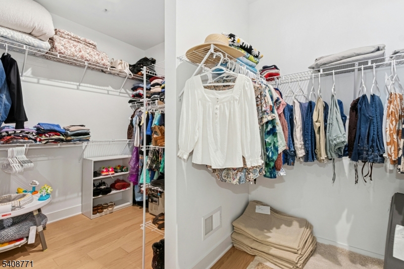 Carriages at Berkeley - Residential