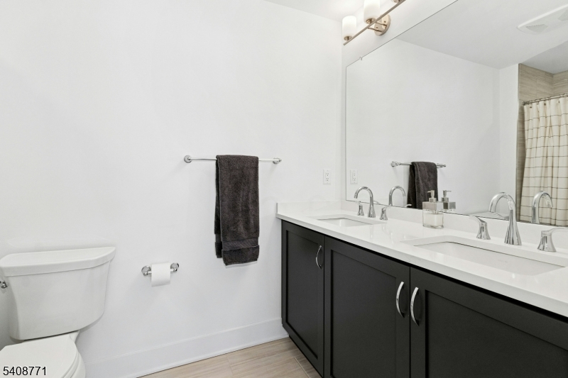 Carriages at Berkeley - Residential