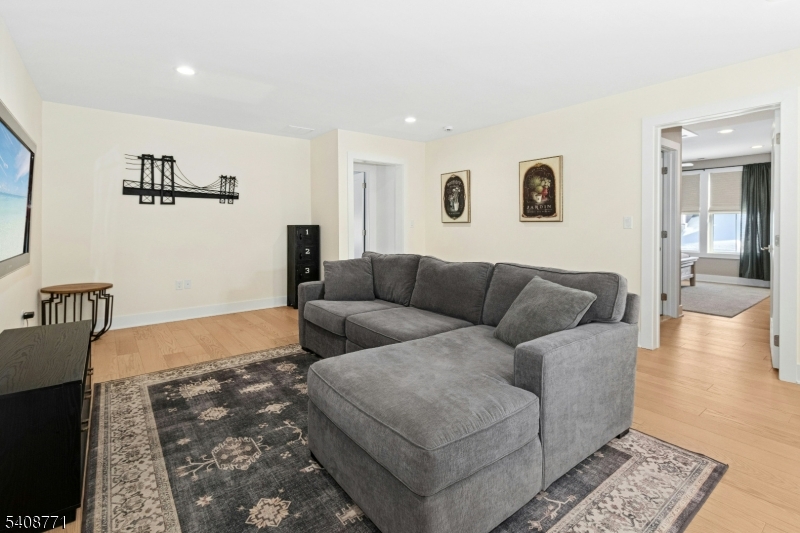 Carriages at Berkeley - Residential