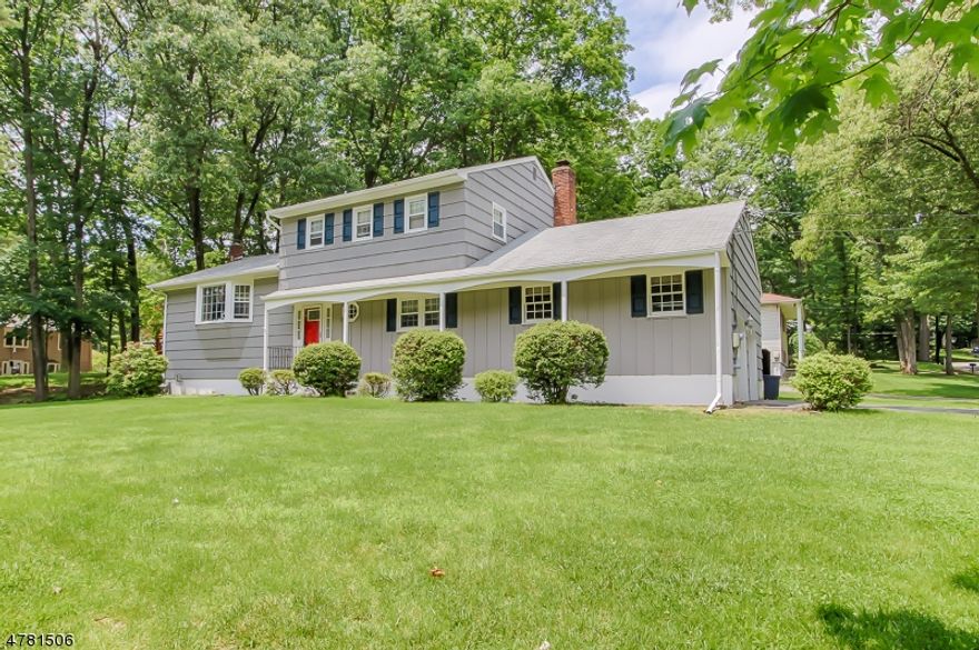 Great 5 bedroom 2.5 bath colonial split  on cul de sac street. Gas brought up to property. This a colonial split with full basement!! Walk into foyer and 5th br on first floor, Bright family room with stone fireplace. Eat in kitchen with dining room right off of. Living room with bay window. Family room with laminate floors and custom stone fireplace. Upstairs you have 4 bedrooms with 2 full baths, one renovated. All this and a full basement ready for finishing, even though currently used as a rec space area. Exterior of home freshly painted.  This falls into the ability to join Glacier Hills Pool for the year located right off Forum Court..fell free to drive by go to end of culdesac on Forum and make left.  Gas is up to the house.