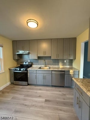 20 EULNER ST, SOUTH AMBOY, NJ 08879 - Image b35f7c852aebe439598a31bc702af2ed/594503184