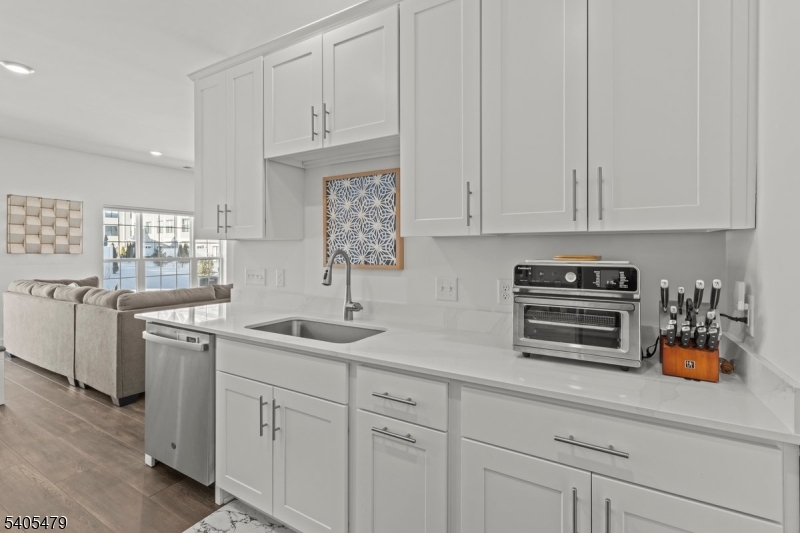 The Parke at Little Falls - Residential