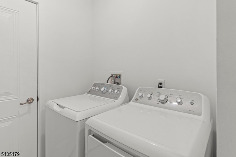 The Parke at Little Falls - Residential