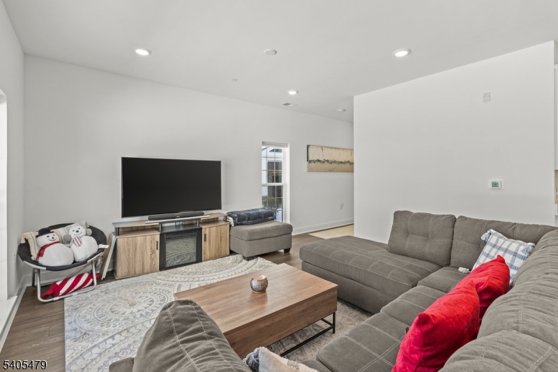 The Parke at Little Falls - Residential