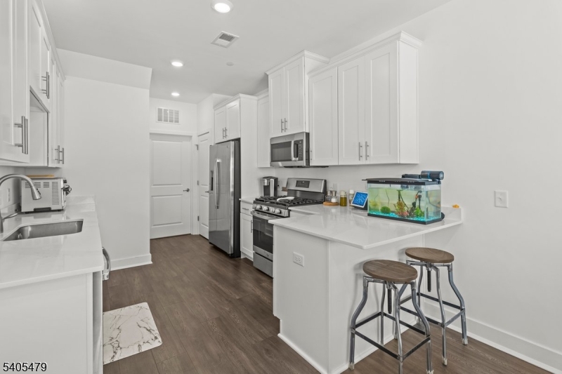 The Parke at Little Falls - Residential