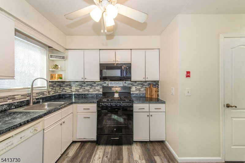 Hamburg Village - Residential